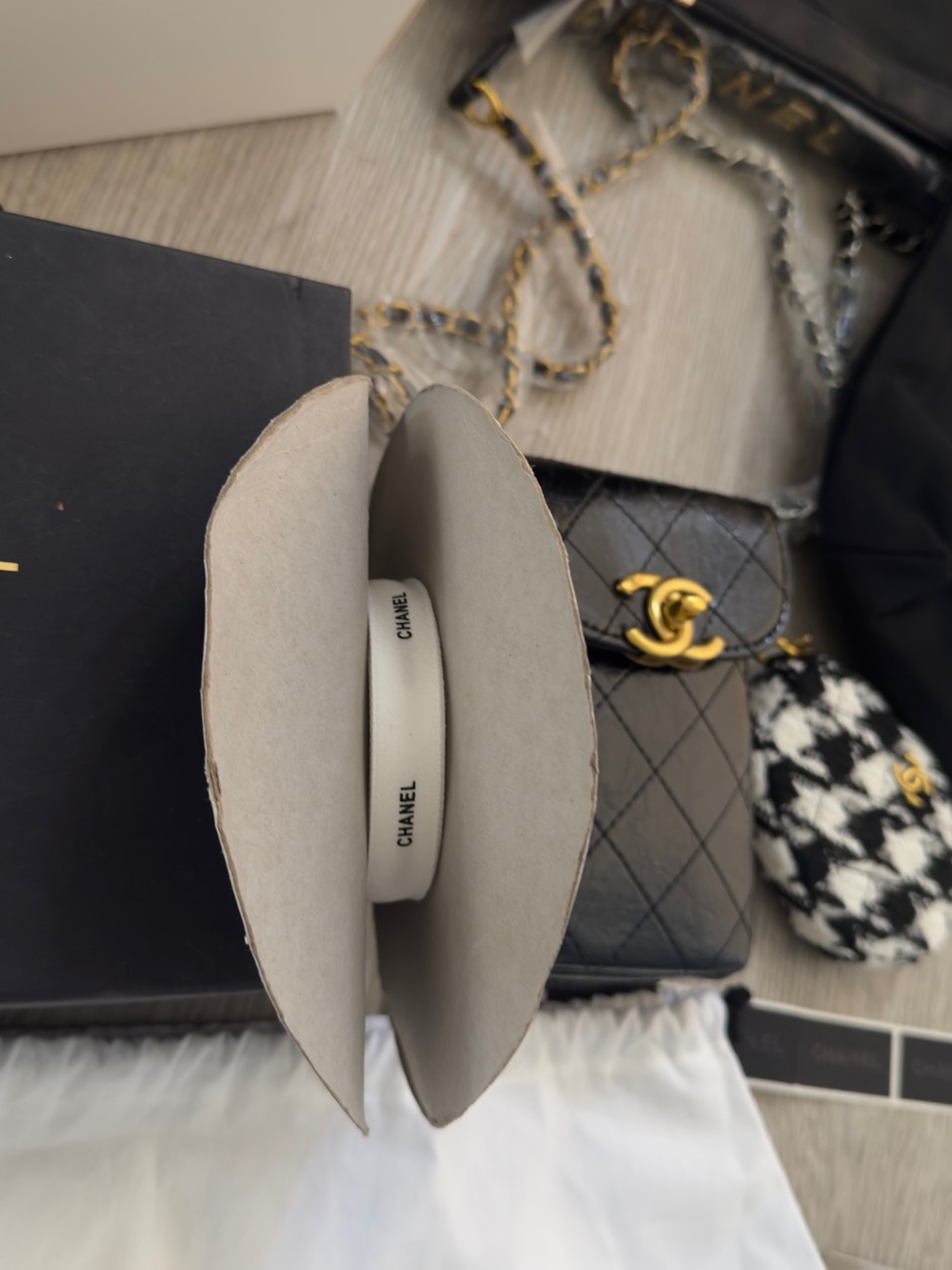 CHANEL Black Logo Tote and Accessory Set with Gold Chain Details - Picture 3 of 16